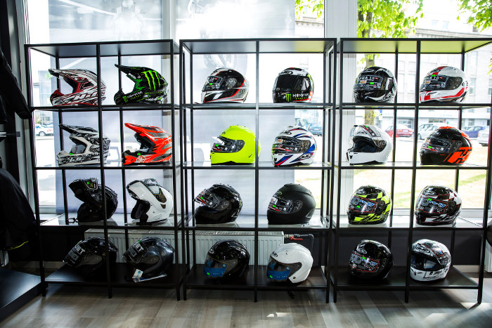 Visai moto aprangai, batams, šalmams ir pirštinėms -20% iki 2014-06-02